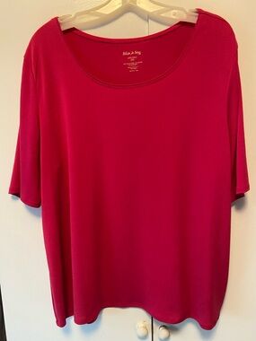 White Stag Hot Pink Scoop Neck Short Sleeve Tee